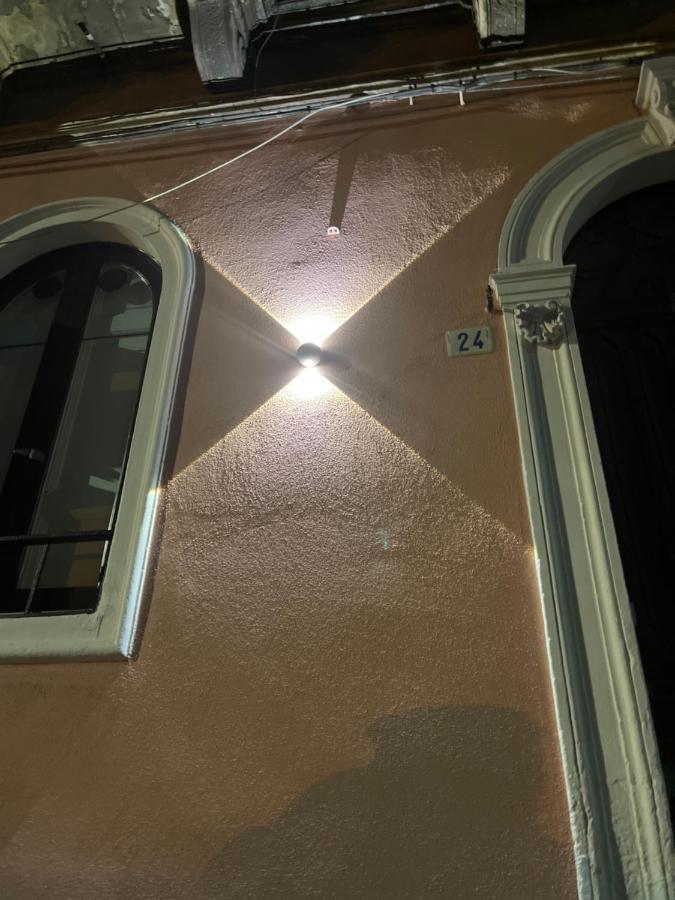 Simo'S Houses Катания Екстериор снимка